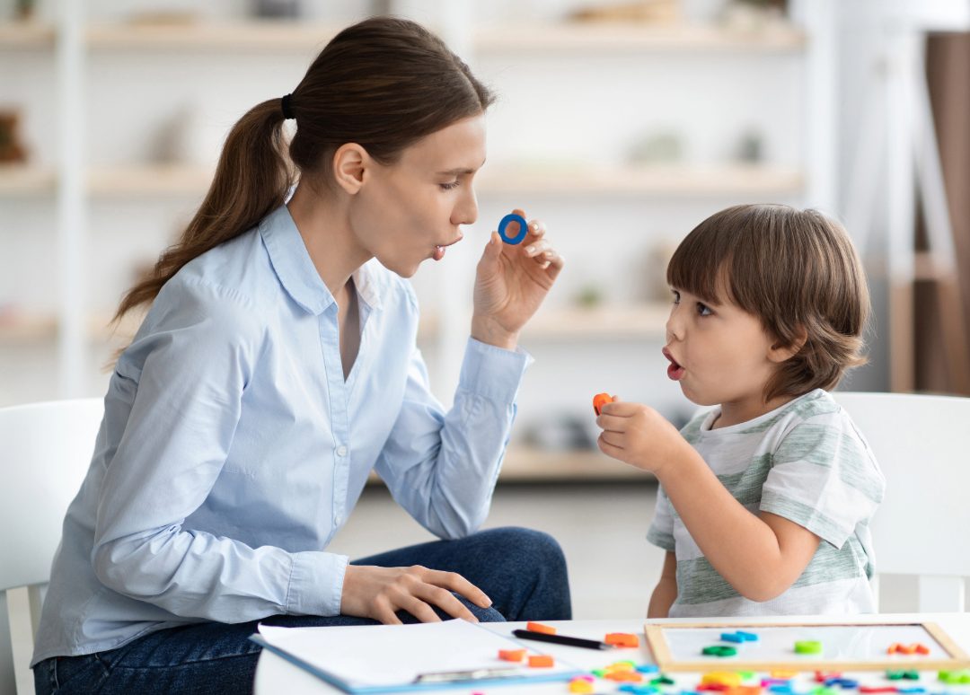 Child with psychologist